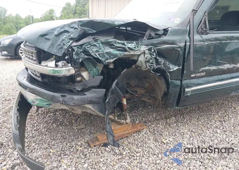 2002 Chevrolet Silverado 1500 Ls из США, поврежденный, VIN 1GCEK14T02Z117439